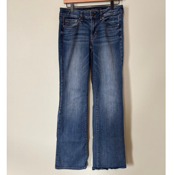 American Eagle Outfitters Denim - American Eagle Jeans 6 Long Favorite Boyfriend Bootcut Medium Wash